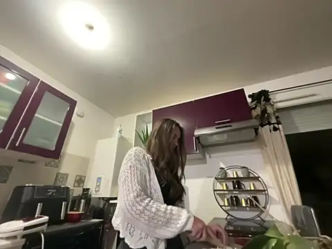 alixxxm7 online show from 02-17-26, 07:09