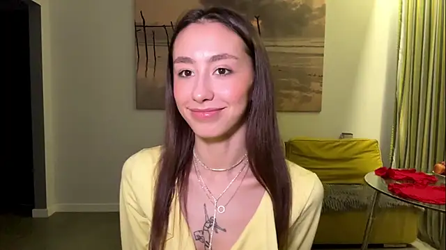 Snapshot of DeliaPesta chatting on 02-12-26, 07:20 DeliaPesta online show from 02-12-26, 07:20