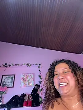 Snapshot of kenia_thompsom01 chatting on 03-04-26, 01:11 kenia thompsom01 online show from 03-04-26, 01:11