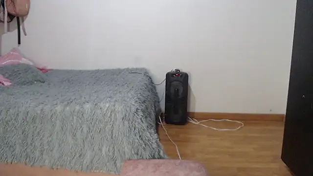 Snapshot of stefania1_moon chatting on 02-24-26, 11:58 stefania1 moon online show from 02-24-26, 11:58