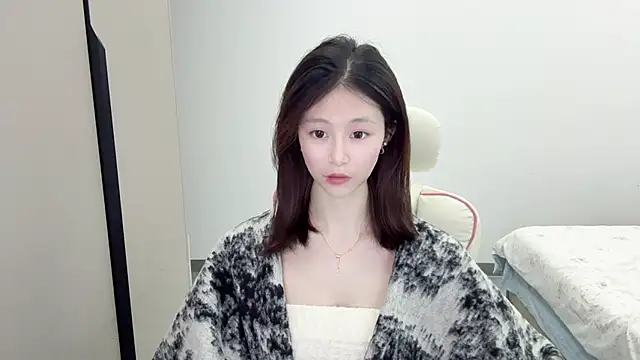 DYyyyyy-- online show from 02-04-26, 12:11