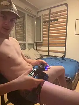 Snapshot of leh31l chatting on 02-19-26, 06:37 leh31l online show from 02-19-26, 06:37