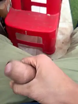 Snapshot of Castrol1289 chatting on 02-07-26, 07:45 Castrol1289 online show from 02-07-26, 07:45