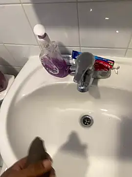 Snapshot of athenababy828 chatting on 02-16-26, 07:26 athenababy828 online show from 02-16-26, 07:26