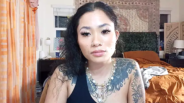 Snapshot of 222goddess444you chatting on 02-05-26, 01:54 222goddess444you online show from 02-05-26, 01:54