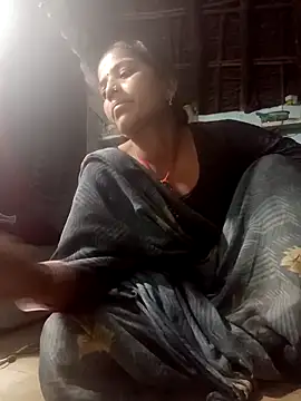 Snapshot of Manu_mehta chatting on 03-03-26, 03:29 Manu mehta online show from 03-03-26, 03:29