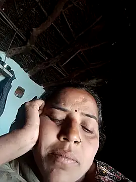 Snapshot of Manu_mehta chatting on 03-21-26, 06:07 Manu mehta online show from 03-21-26, 06:07