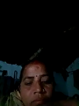 Snapshot of Manu_mehta chatting on 04-01-26, 03:20 Manu mehta online show from 04-01-26, 03:20