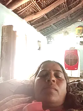 Snapshot of Manu_mehta chatting on 04-03-26, 06:55 Manu mehta online show from 04-03-26, 06:55