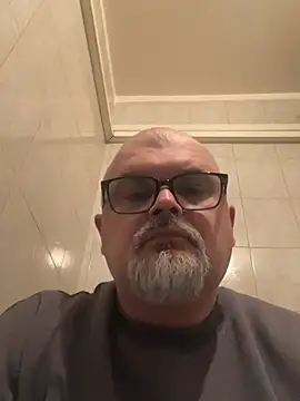 Snapshot of Crvendac76 chatting on 02-26-26, 11:20 Crvendac76 online show from 02-26-26, 11:20