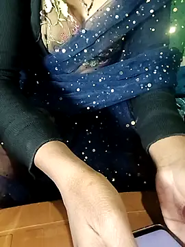 Snapshot of Royal_hotti0011 chatting on 02-23-26, 05:10 Royal hotti0011 online show from 02-23-26, 05:10