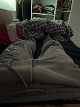 Enzo 2763 online show from 02-13-26, 11:28