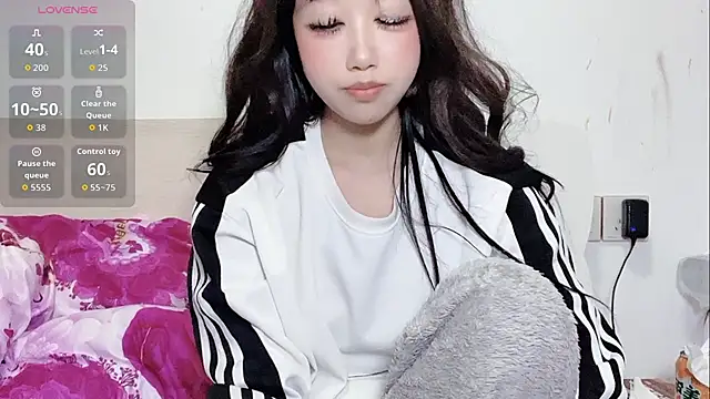 qilaile online show from 02-03-26, 04:12