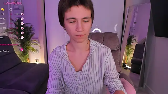 AutumnWhisper online show from 02-05-26, 09:41