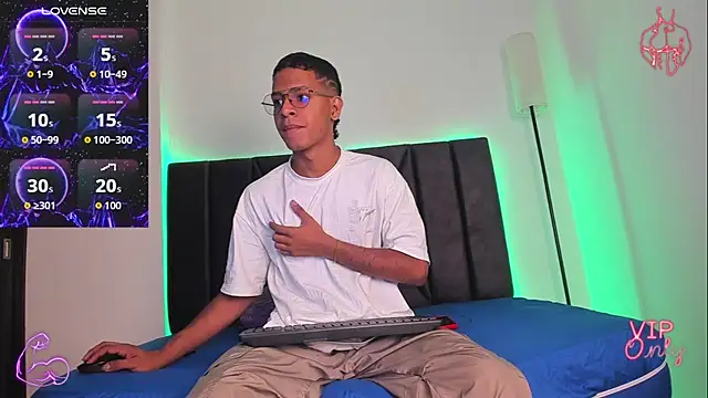 StellayDrake online show from 02-15-26, 01:41