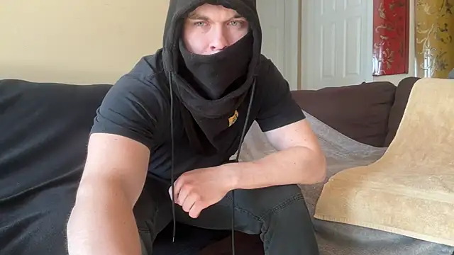 Snapshot of Grammer100 chatting on 02-04-26, 05:30 Grammer100 online show from 02-04-26, 05:30