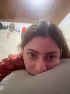 Snapshot of lilasun17 chatting on 02-18-26, 03:41 lilasun17 online show from 02-18-26, 03:41