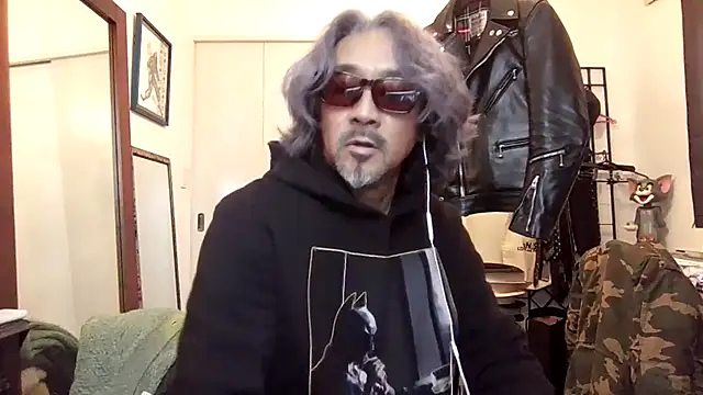 Snapshot of MtaS1 chatting on 02-08-26, 05:22 MtaS1 online show from 02-08-26, 05:22