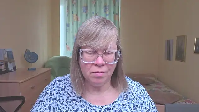 Emma Eclipsee online show from 02-16-26, 07:26