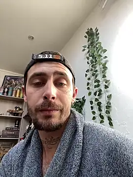 Snapshot of Piratee666 chatting on 03-03-26, 12:22 Piratee666 online show from 03-03-26, 12:22