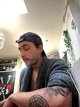 Snapshot of Piratee666 chatting on 03-09-26, 07:56 Piratee666 online show from 03-09-26, 07:56