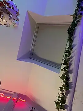 Snapshot of Piratee666 chatting on 03-29-26, 12:43 Piratee666 online show from 03-29-26, 12:43