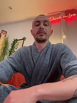 Snapshot of Piratee666 chatting on 03-30-26, 07:31 Piratee666 online show from 03-30-26, 07:31