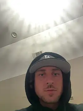 Snapshot of xxlivecouple chatting on 02-19-26, 05:47 xxlivecouple online show from 02-19-26, 05:47