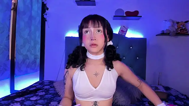 Snapshot of Gemma_honey chatting on 04-07-26, 01:11 Gemma honey online show from 04-07-26, 01:11