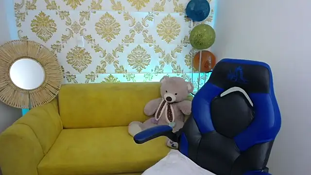 ALISS M  online show from 03-20-26, 08:03