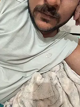 Snapshot of Rah0091 chatting on 02-02-26, 05:44 Rah0091 online show from 02-02-26, 05:44