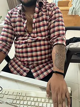 Snapshot of Rah0091 chatting on 02-18-26, 08:54 Rah0091 online show from 02-18-26, 08:54