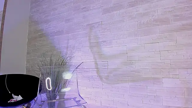 Ivorym00n online show from 03-31-26, 05:19