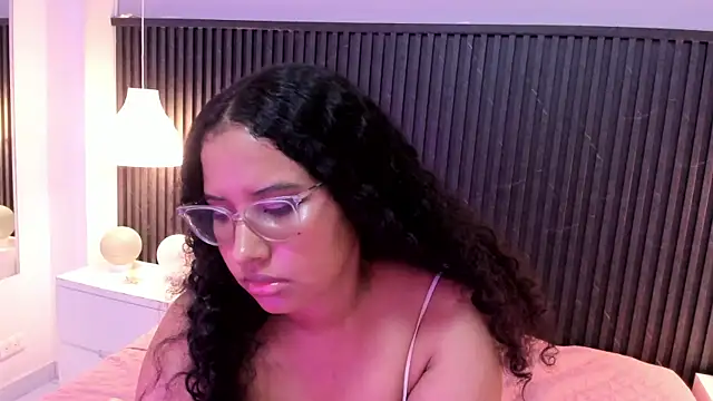 Snapshot of Lena_Ricci chatting on 02-20-26, 06:26 Lena Ricci online show from 02-20-26, 06:26