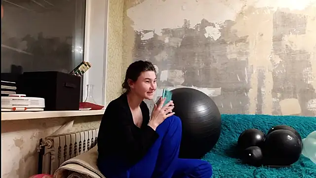 Snapshot of JessieLegend chatting on 02-10-26, 10:14 JessieLegend online show from 02-10-26, 10:14