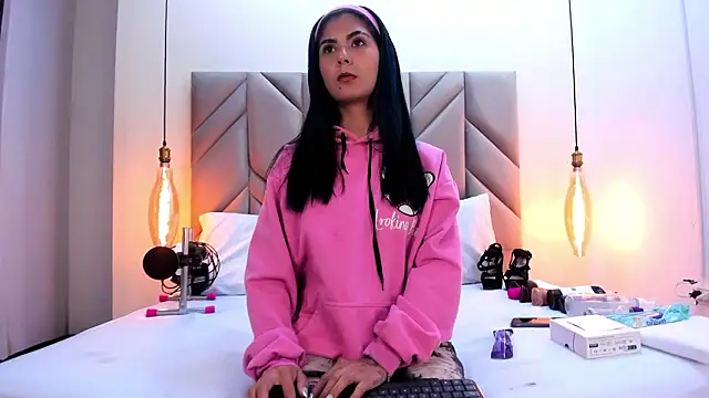 IsabellaFoox online show from 03-10-26, 12:43