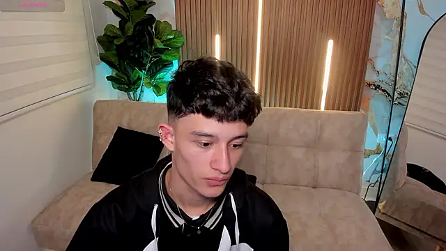 Patrick Howland  online show from 02-04-26, 03:12