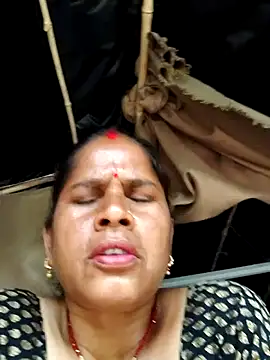 Snapshot of Hot_kiran4 chatting on 02-18-26, 09:38 Hot kiran4 online show from 02-18-26, 09:38