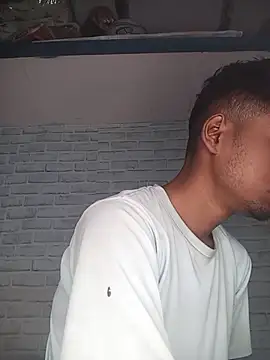 Snapshot of ravimandal chatting on 02-21-26, 04:24 ravimandal online show from 02-21-26, 04:24