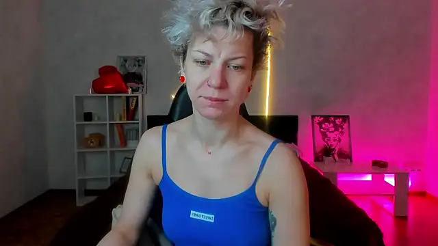 strip dancer online show from 03-03-26, 01:34