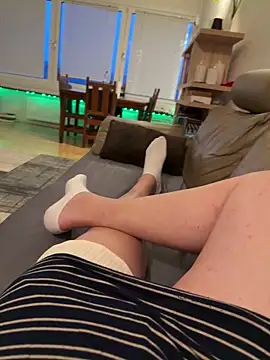 hungryMaya online show from 02-25-26, 05:00