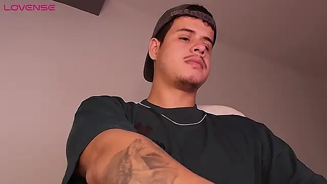 Snapshot of BjornSteel chatting on 02-14-26, 12:18 BjornSteel online show from 02-14-26, 12:18