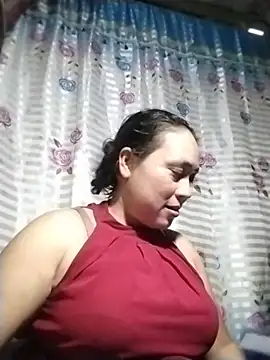 Snapshot of May_Bombs chatting on 02-04-26, 09:04 May Bombs online show from 02-04-26, 09:04