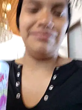 Snapshot of Julieta_Parker chatting on 02-27-26, 03:34 Julieta Parker online show from 02-27-26, 03:34