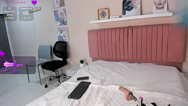 Snapshot of Angela_Riincon chatting on 02-21-26, 03:40 Angela Riincon online show from 02-21-26, 03:40