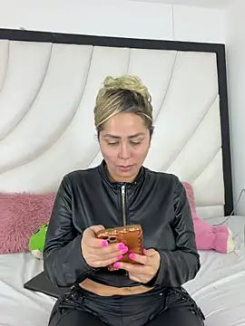 Angelicalove07 online show from 02-18-26, 10:17