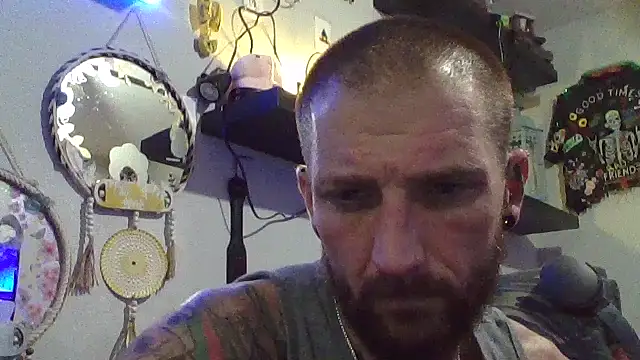 Snapshot of F_D_R_ chatting on 02-17-26, 05:59 F D R online show from 02-17-26, 05:59