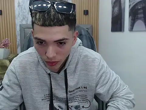 Snapshot of Asher_costa chatting on 02-12-26, 06:14 Asher costa online show from 02-12-26, 06:14