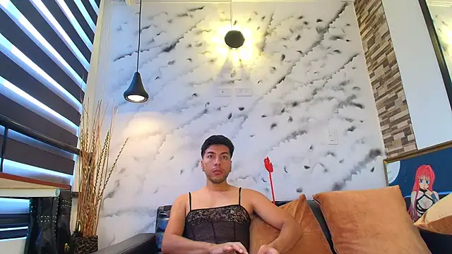 Snapshot of Max_Hornye chatting on 02-15-26, 01:31 Max Hornye online show from 02-15-26, 01:31