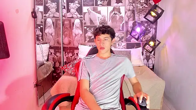 Snapshot of Christian_Foxx chatting on 03-01-26, 12:23 Christian Foxx online show from 03-01-26, 12:23